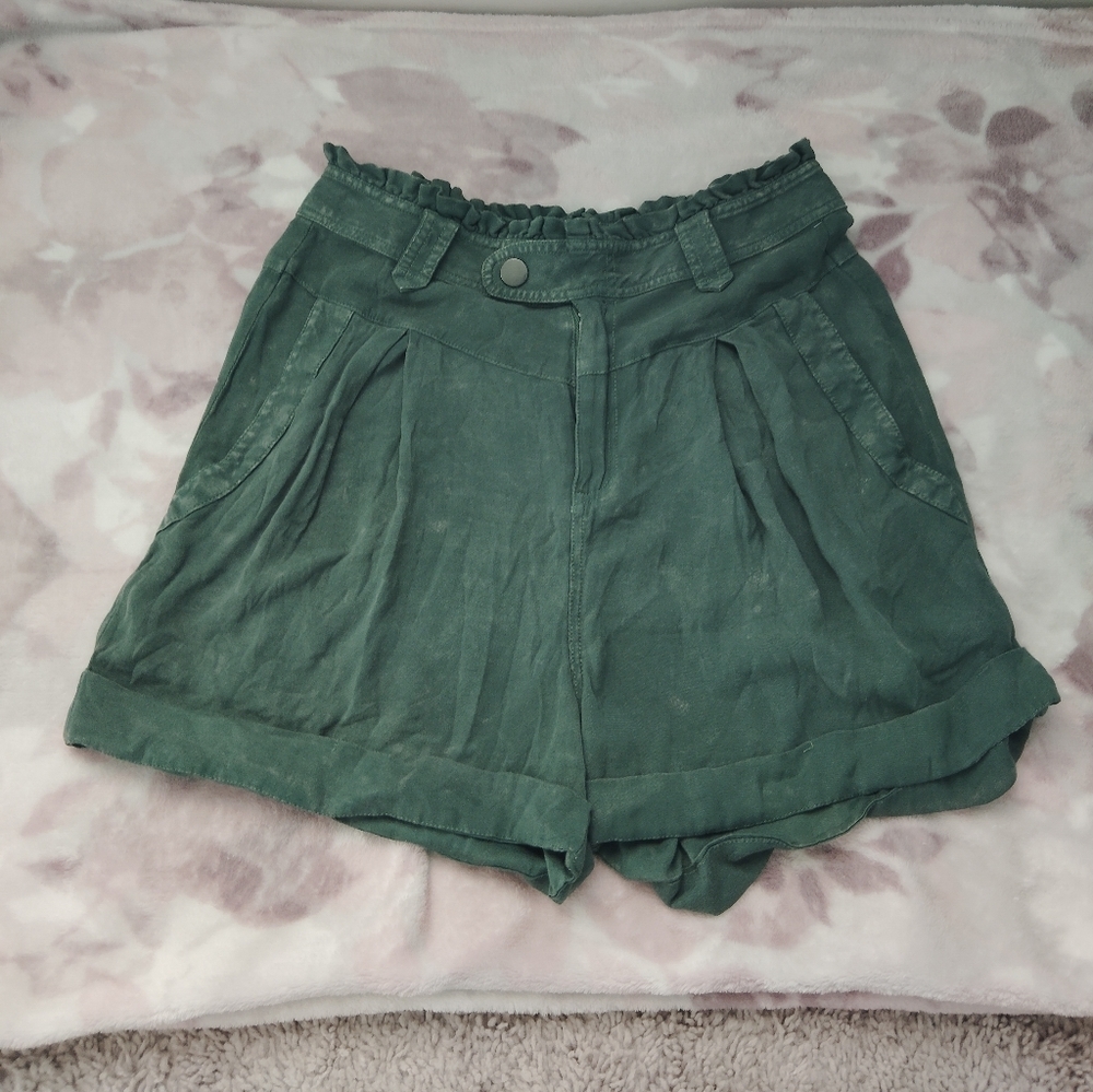 Chaser Paper Bag Green Shorts